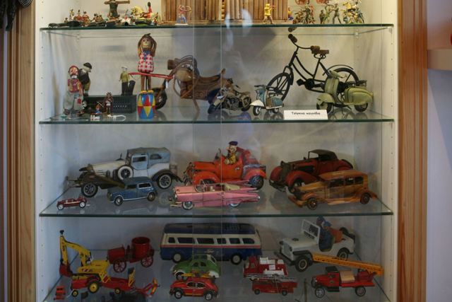 Toy Museum: Collection of metal and wooden toys